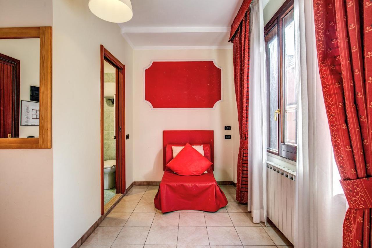 Hotel Espana - Gruppo Blam Hotels Рим Екстер'єр фото