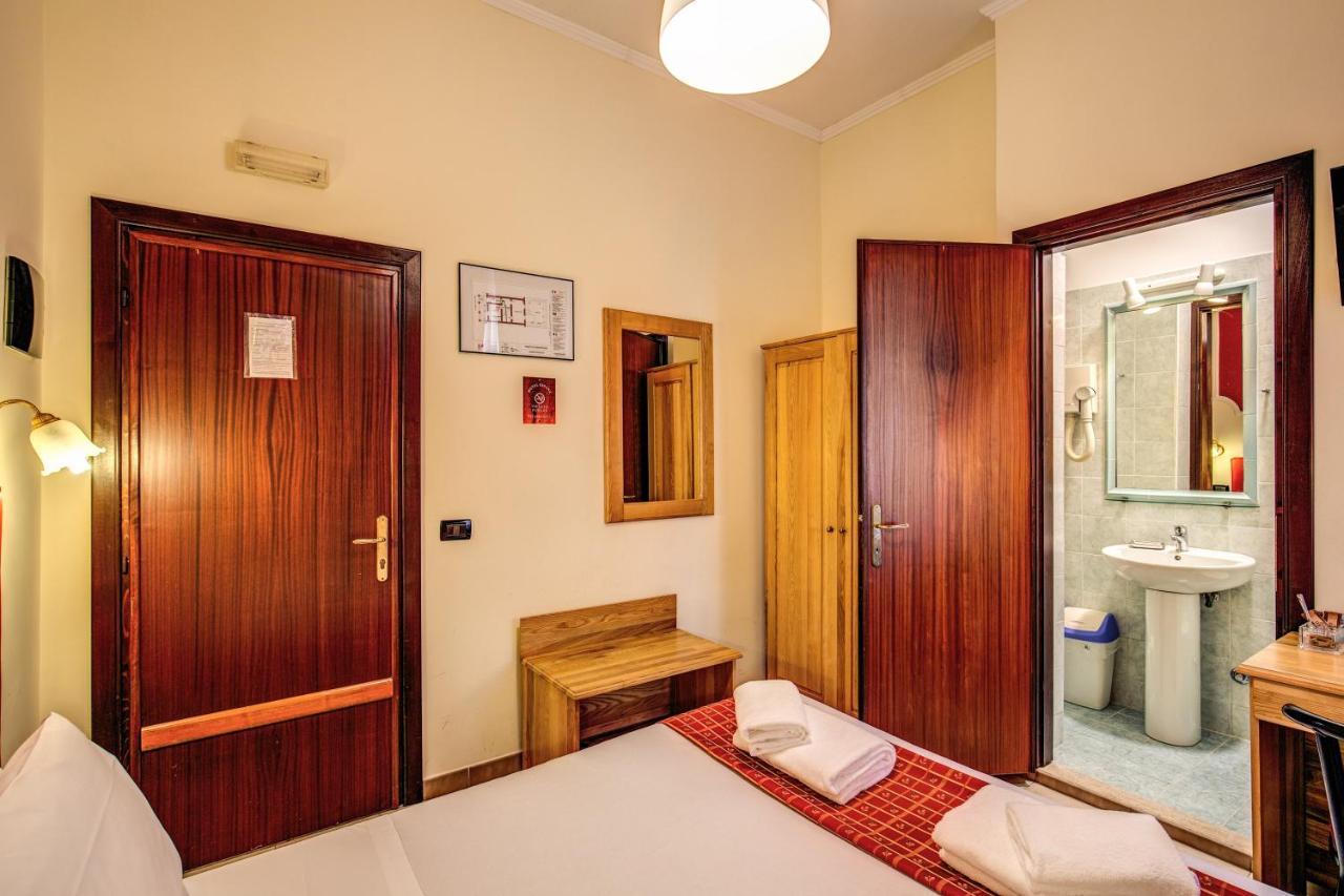 Hotel Espana - Gruppo Blam Hotels Рим Екстер'єр фото