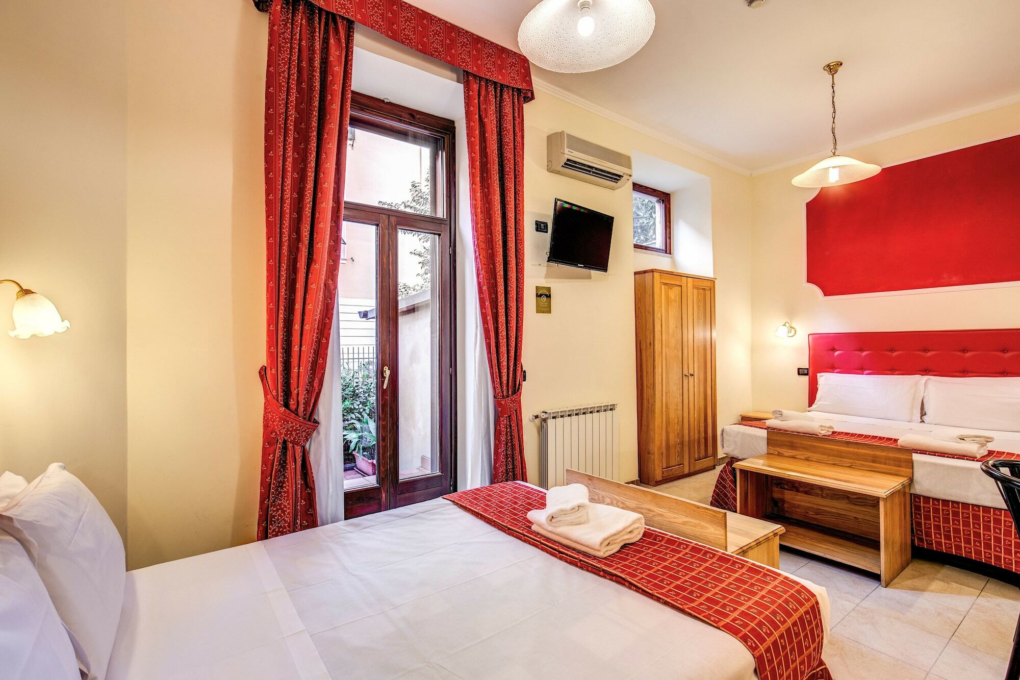 Hotel Espana - Gruppo Blam Hotels Рим Екстер'єр фото